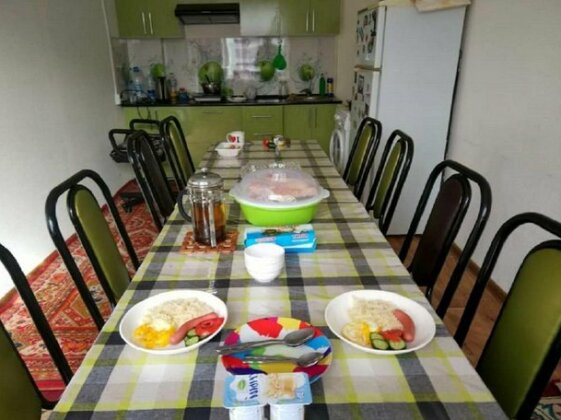 Sunny Hostel Osh - Photo2