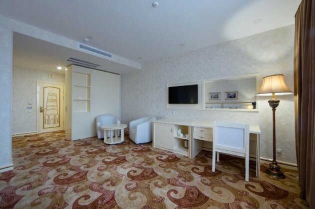 Grand Hotel Burana - Photo2