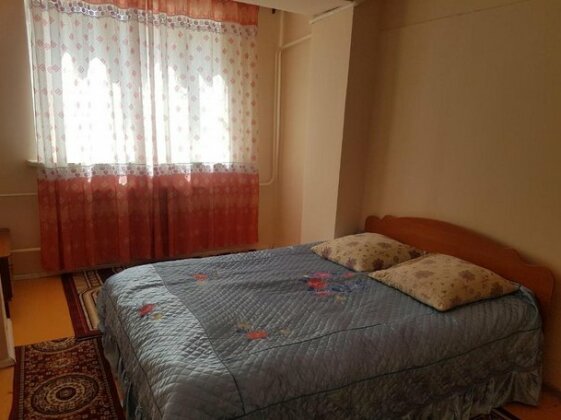 RAHAT Guest House in Toktogul - Photo5