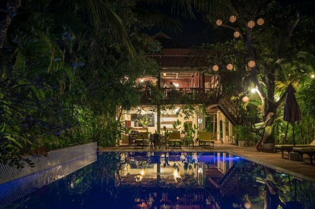 Sambor Village Hotel