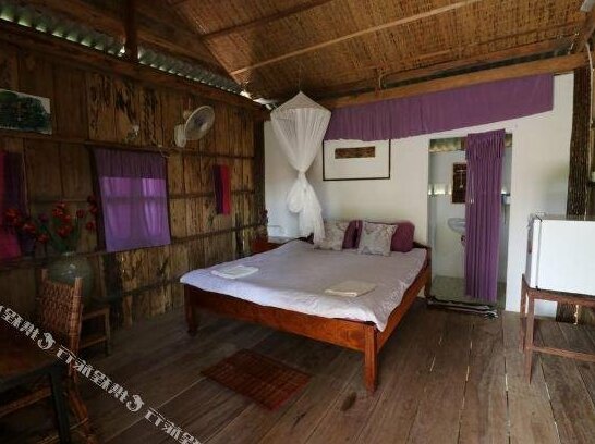 Fish Island Bungalows - Photo3