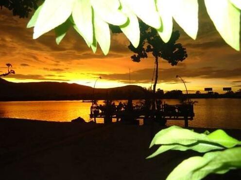 Natural Bungalows Restaurant and Bar - Photo2