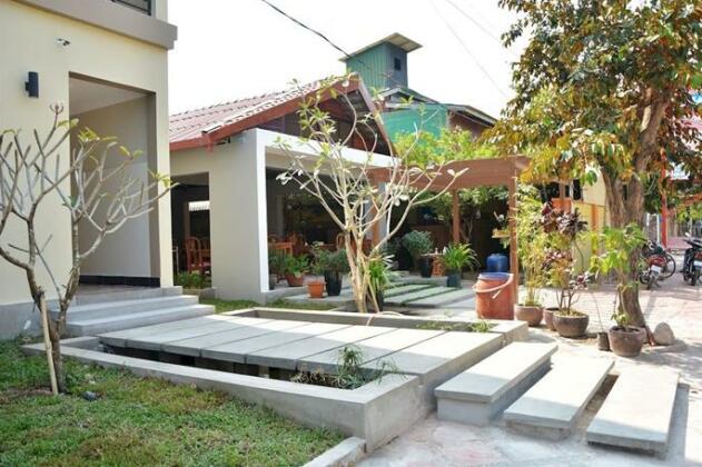 Neakru Guesthouse and Restaurant - Photo2