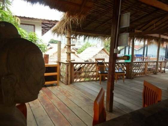 Man groove kep - Photo2