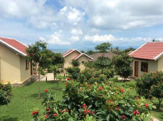 Q Bungalows