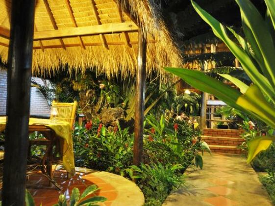 Rega Guesthouse & Restaurant - Photo2