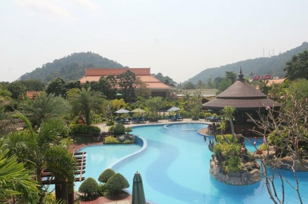 Try Palace Resort & Spa - Photo4
