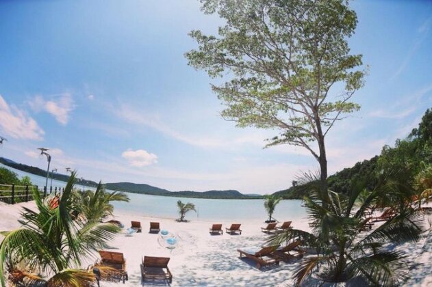 Ariya Resort