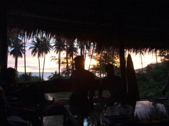 Lonely Beach - Photo5