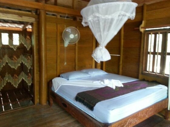 Tree House Bungalow - Photo2