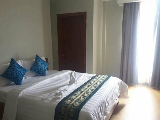 Mombrocheabrey hotel - Photo4