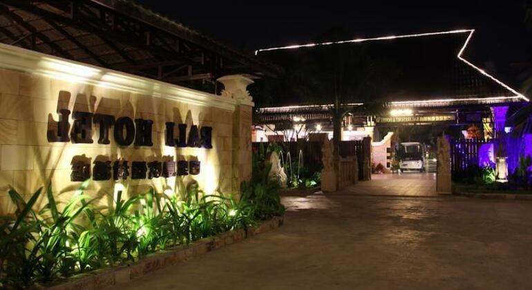 Bali Hotel Phnom Penh - Photo5
