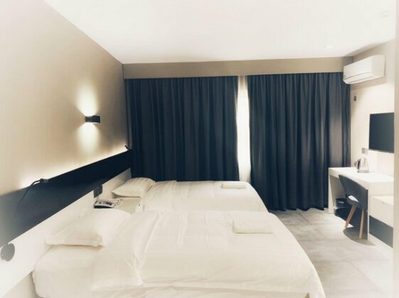 Bellona Hotel Phnom Penh - Photo3