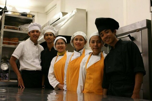 Camory Backpacker Hostel - Photo5