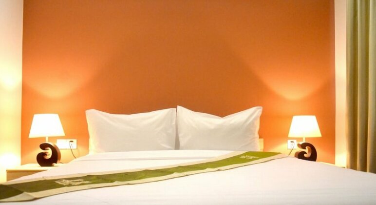 CCC Hotel Airport - Photo3