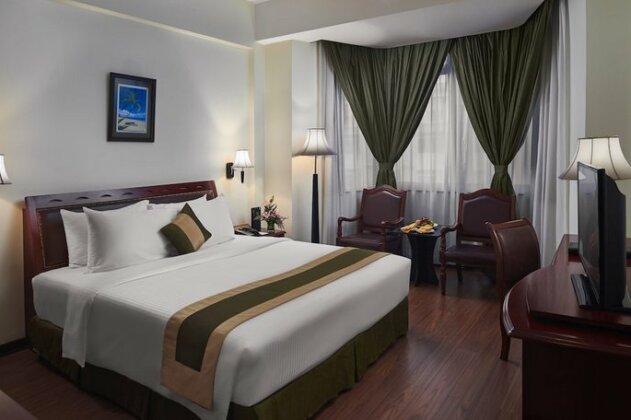Club Excellence By Phnom Penh Hotel - Photo5