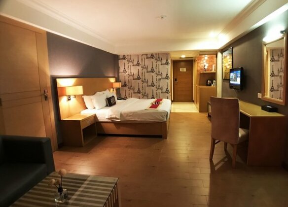 Discovery Hotel Phnom Penh - Photo2