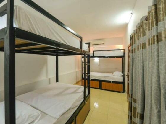Dolphin Hostel Phnom Penh - Photo2