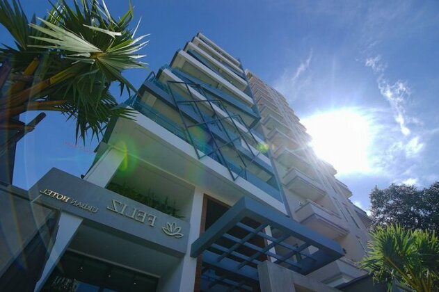 Feliz Urban Hotel - Photo2