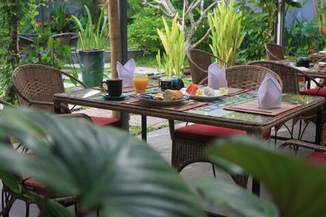 Frangipani Villa-90s - Photo5