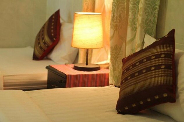 Gallops Riverside Hotel - Photo4