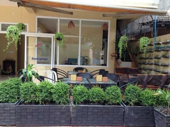 Homeland Guesthouse - Photo5