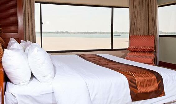 Hotel Cambodiana - Photo4
