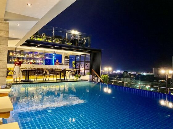 Le Botum Hotel