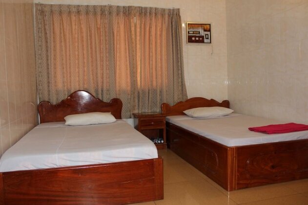 Lucky 2 Guesthouse - Photo2