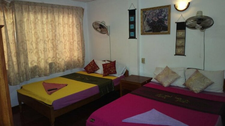 Malis Guesthouse - Photo3