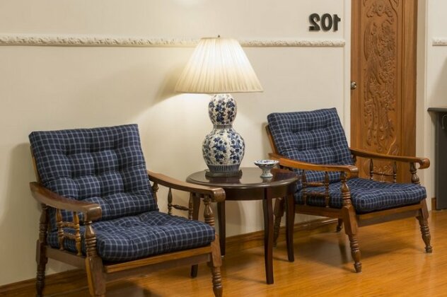 Manor House - Photo4