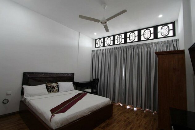 New Season Riverside Hotel - Photo2