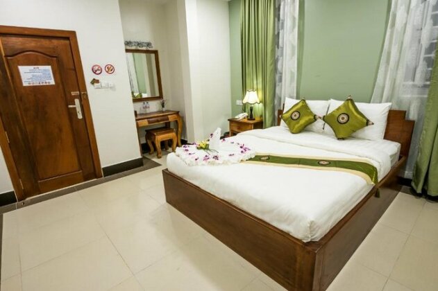 NKS Hotel - Photo2
