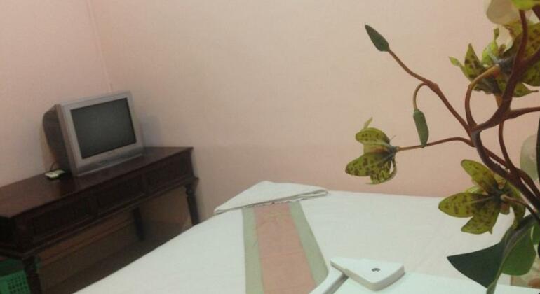 Pho De Paris Wat Koh Guesthouse - Photo5
