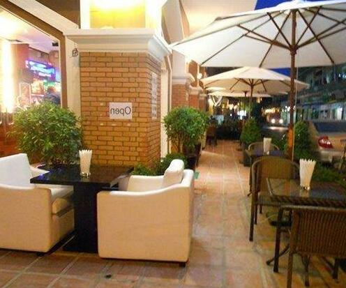 Pillar Hotel - Photo5
