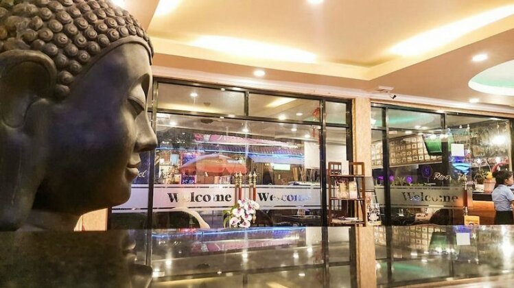 River Star Hotel - Photo4
