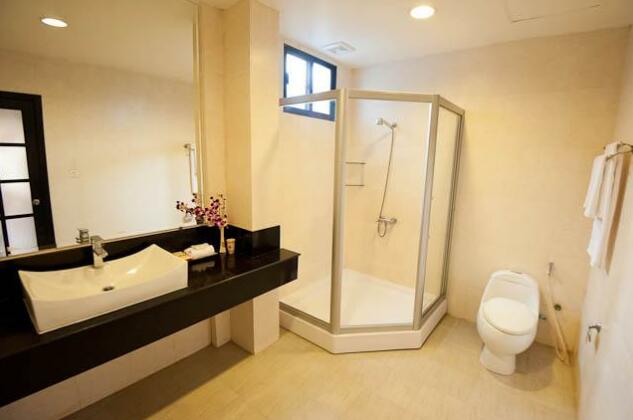 Riverside Hotel Phnom Penh - Photo4
