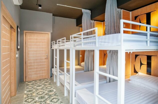 RS III Location Hostel