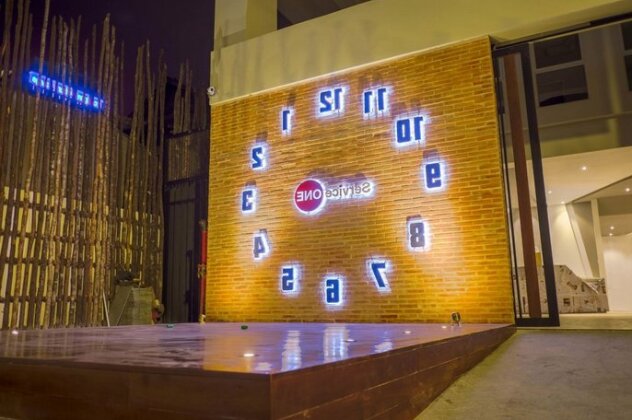 Service One Phnom Penh - Photo5