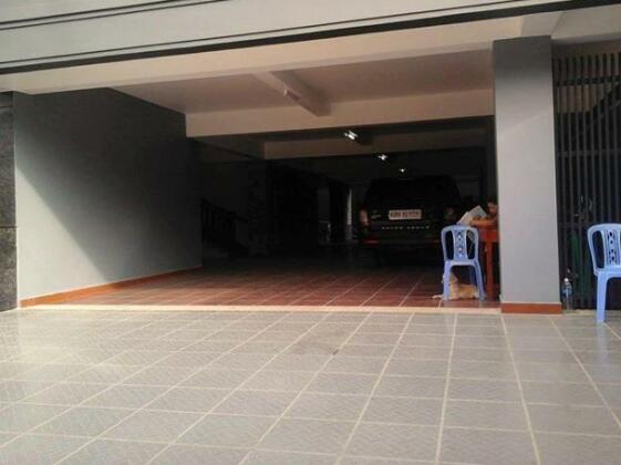 Tan Tower Hotel - Photo2