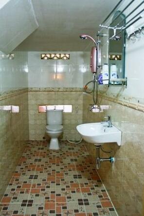 The Cheeky Monkey Guesthouse - Photo2
