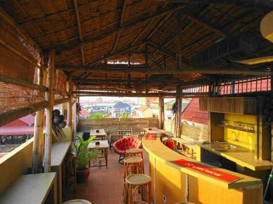 The Local Hotel - Photo4