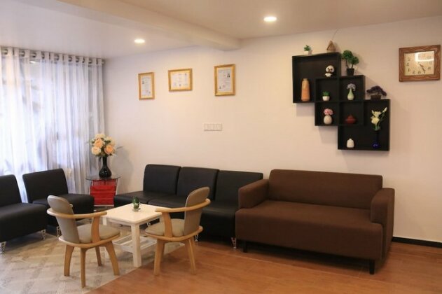 The Panda Hotel - Photo4