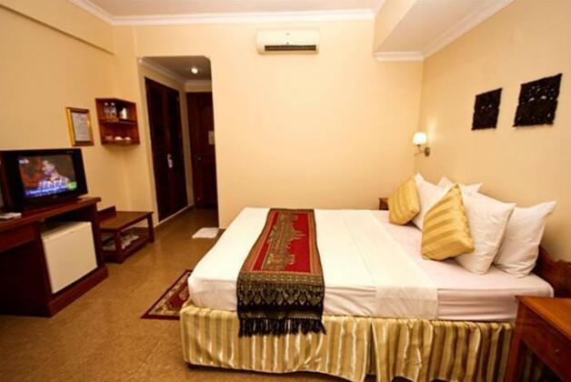 Town View Hotel II - Photo2