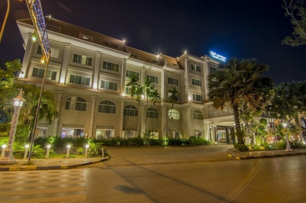 Angkor Riviera Hotel - Photo2