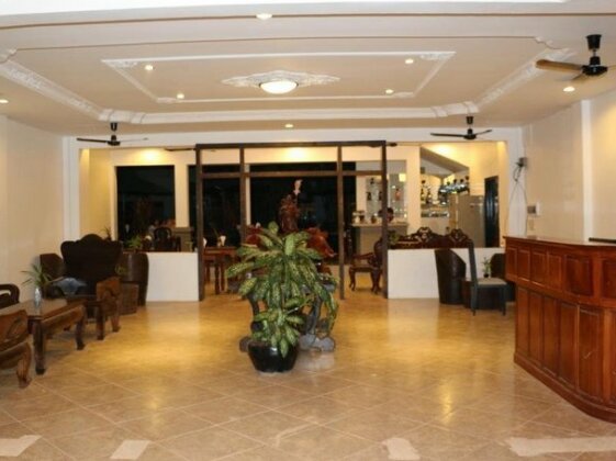 Antique Palm Hotel - Photo2
