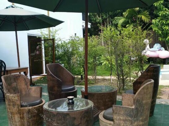 Antique Palm Hotel - Photo3