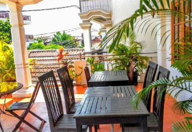 Anu Villa and Bistro - Photo2