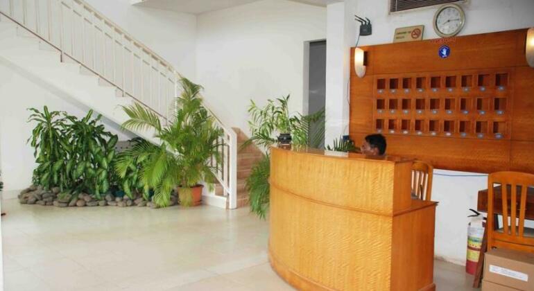 Century Annex Hotel - Photo2