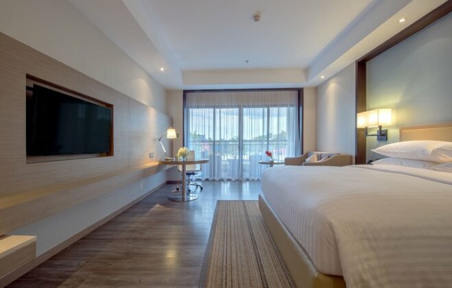 Courtyard by Marriott Siem Reap Resort - Photo5
